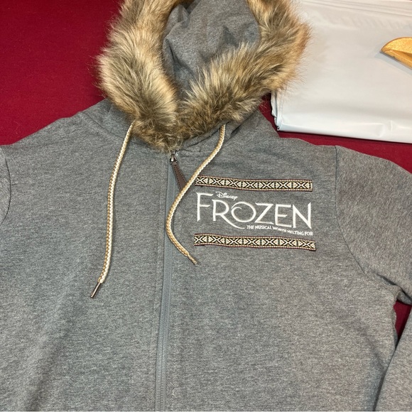 Disney FROZEN gray fur trim hoodie full ZIP “The Musical Worth Melting For” MED - Picture 4 of 9